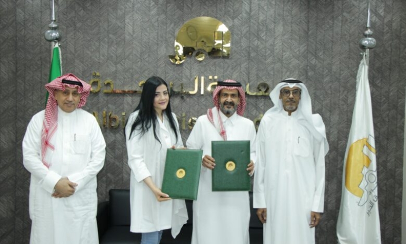 اتفاقية شراكة بين “بر جدة” و “تمارا الرعاية الطبية ” لتشغيل الجزء التجاري بمركز هشام عطار للغسيل الكلوي