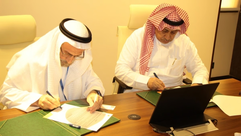 اتفاقية تعاون بين "بر جدة" ومجمع مركز التخصصات الطبي لتقديم الخدمات الطبية لمرضى الكلى المسجلين بالجمعية
